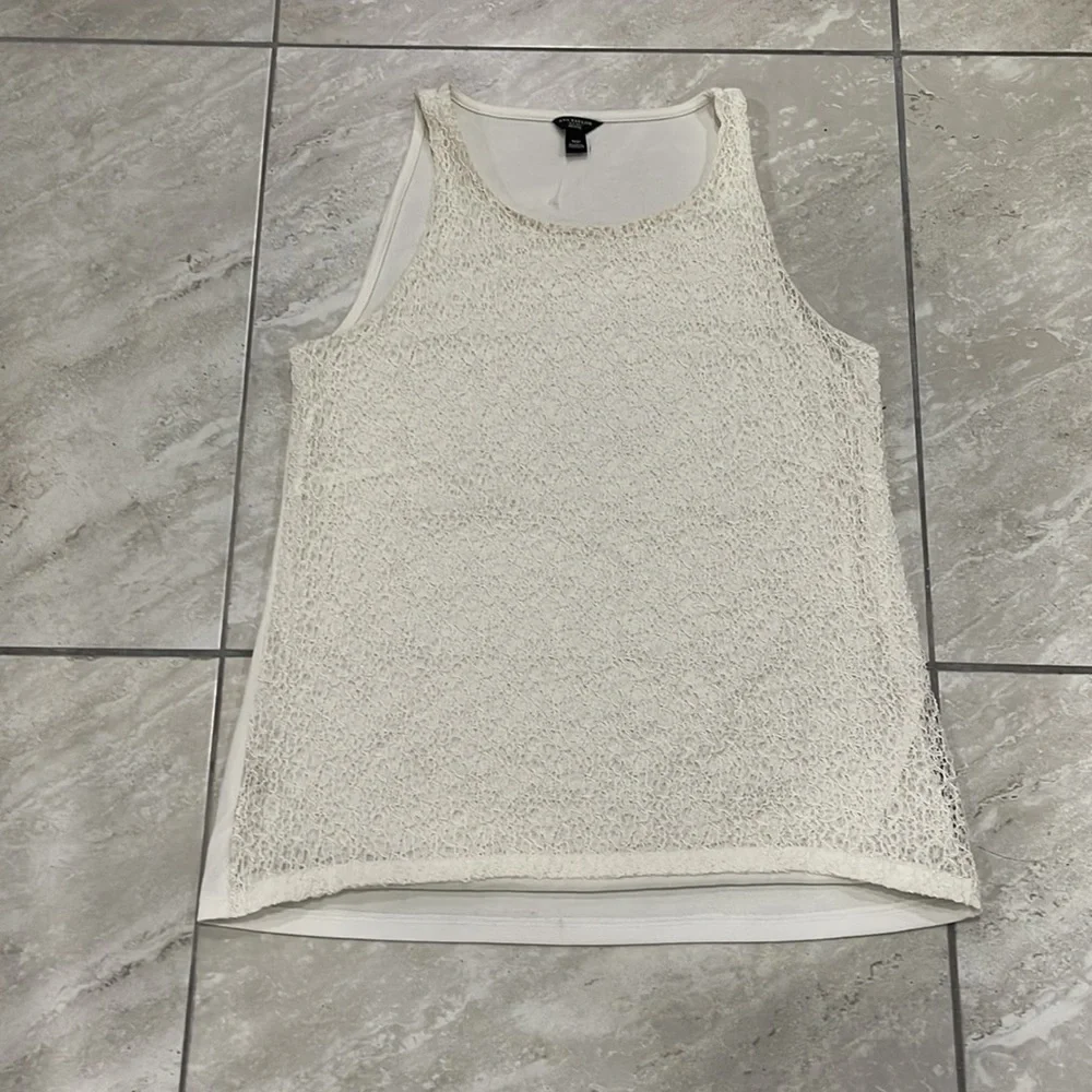 Bundle of tops for ladies 👚 Banana Republic, Ann Taylor and Old Navy. - Picture 8 of 10